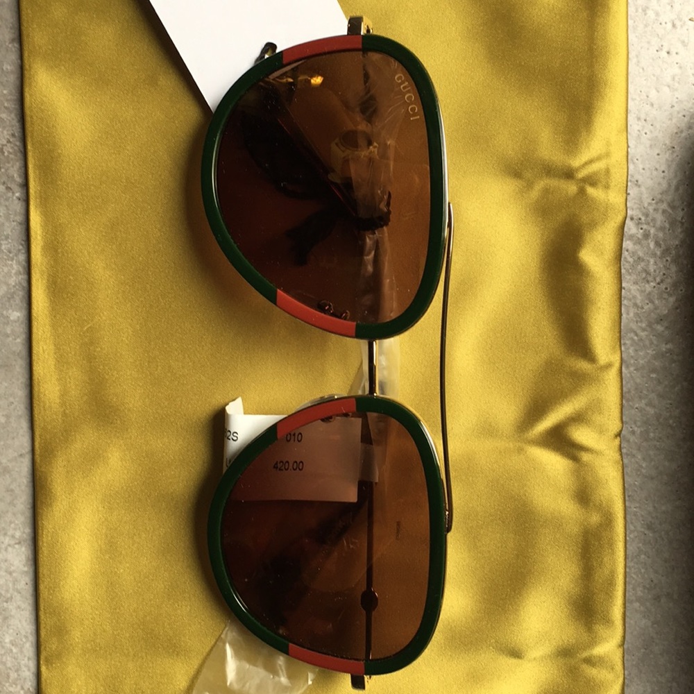 NWT Gucci Gold Aviator Sunglasses GC0062S